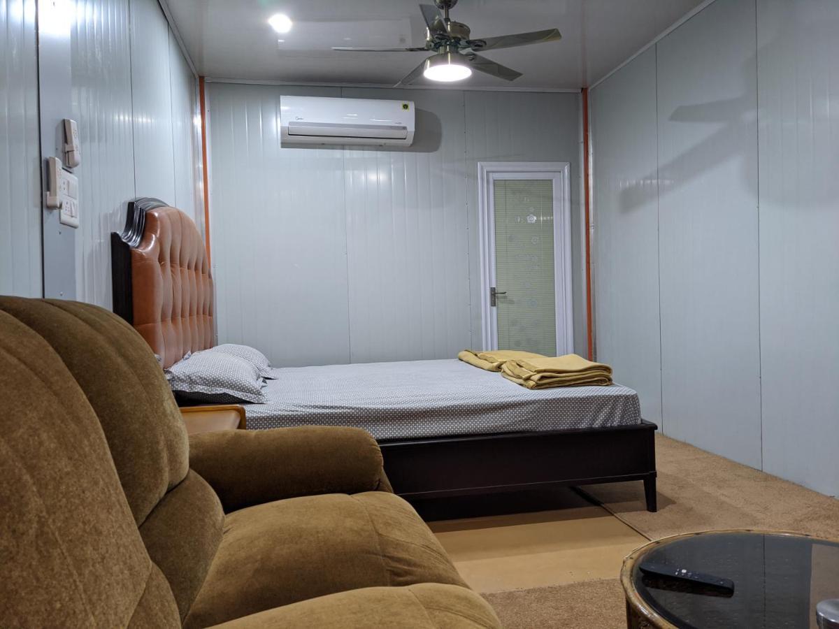 Private With International Airport View Séjour chez l'habitant New Delhi